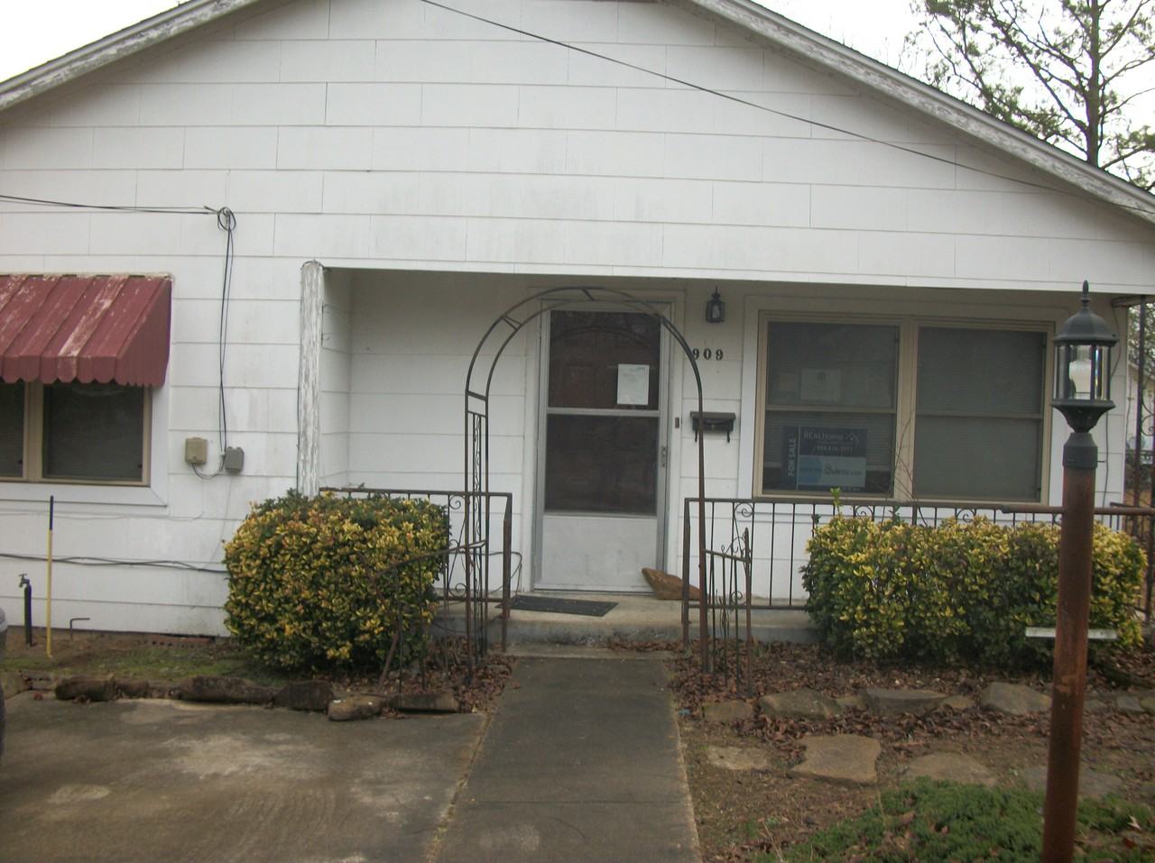 909 South Glenwood Avenue, Russellville, AR 72801 2 Bedroom House for