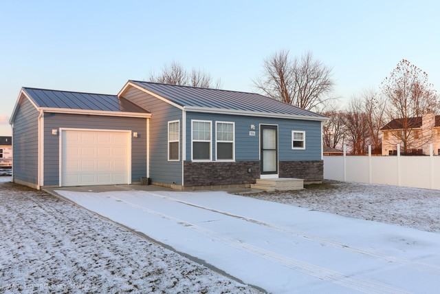 926 Madison - Photo 2 of 15