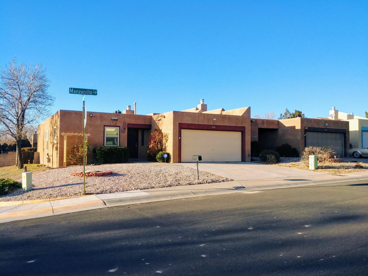 5776 Manzanillo Loop Ne - Photo 3 of 38