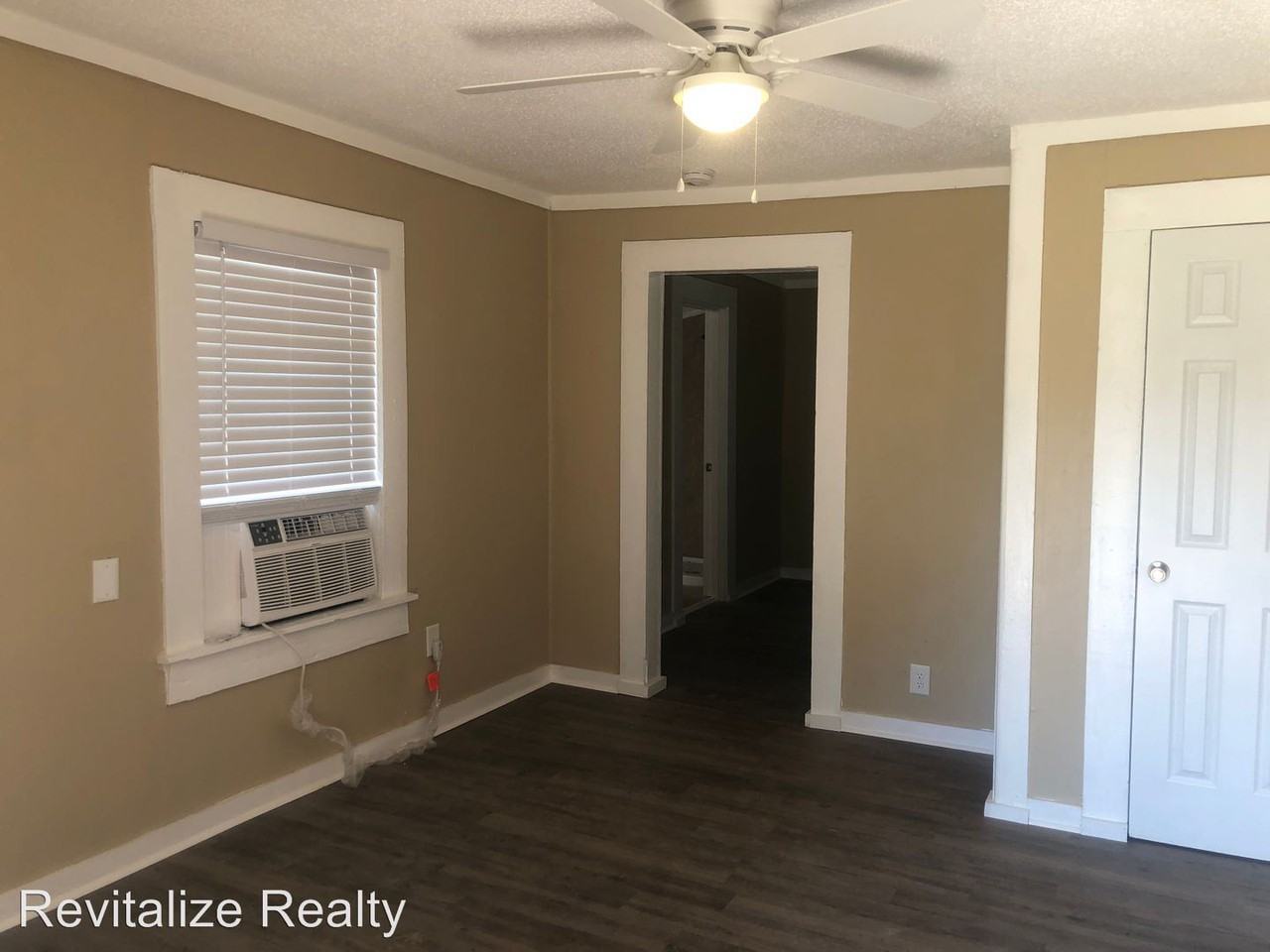 2050 Andrews St - Photo 2 of 9