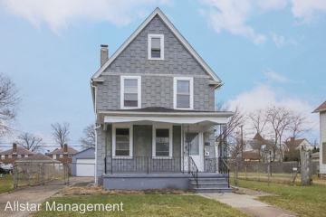 114 Warren Ave Elyria Oh 44035 4 Bedroom House For Rent