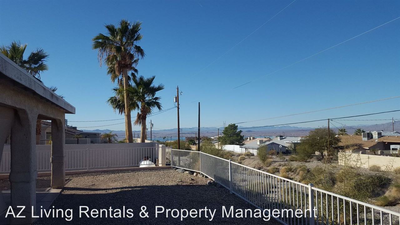 3385 Fiesta Dr. - Photo 3 of 17