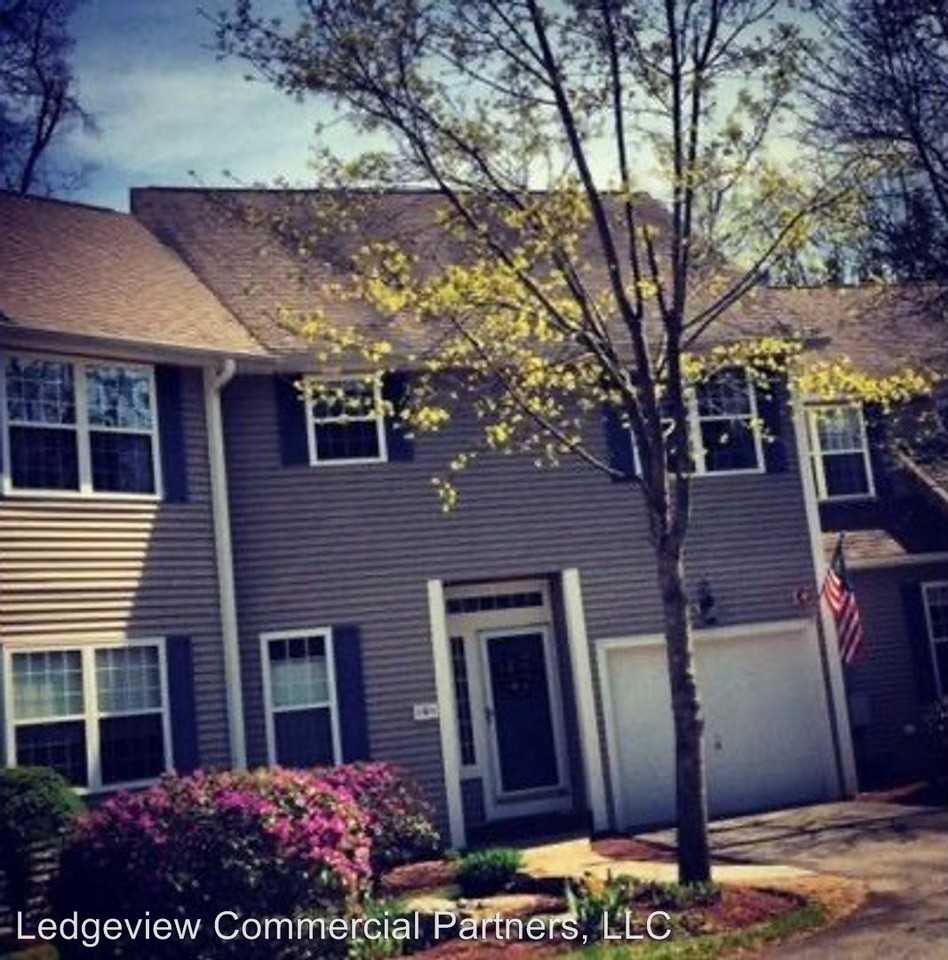 8 Kings Ransom Lane - Photo 2 of 12