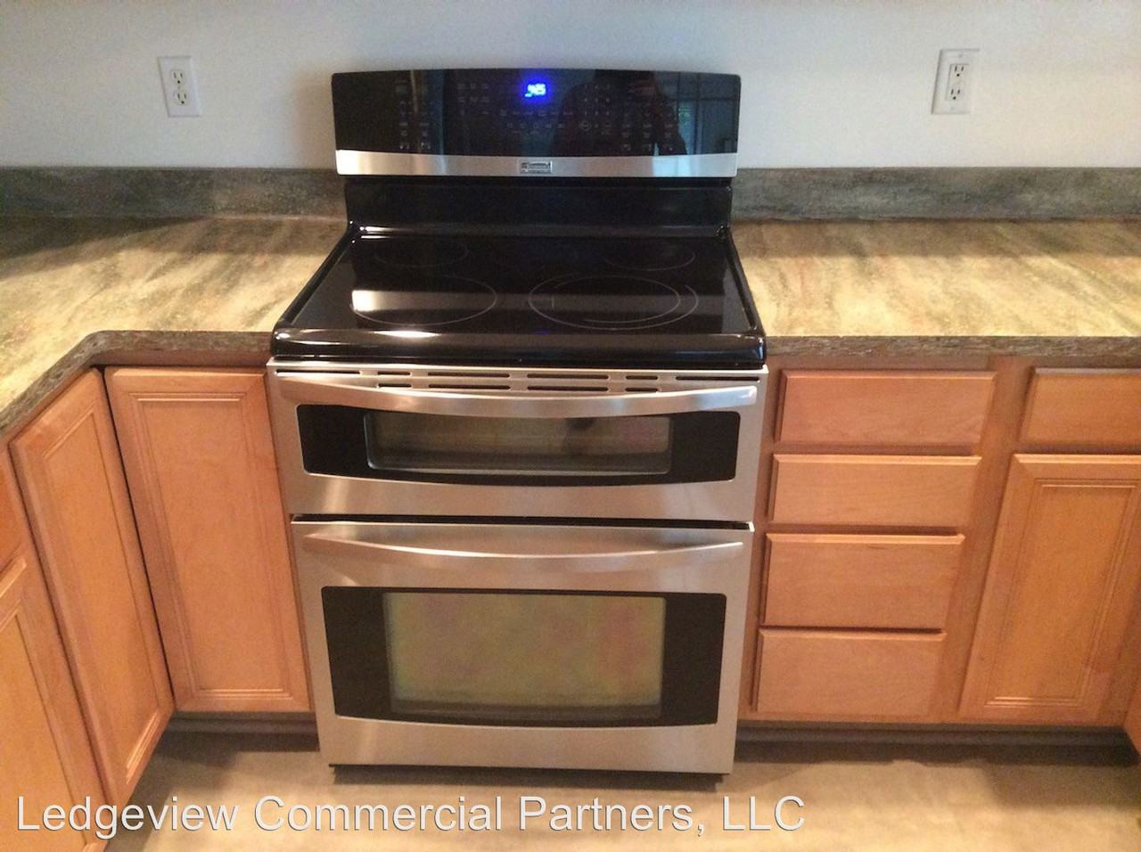 8 Kings Ransom Lane - Photo 3 of 12