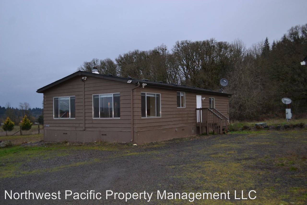 5393 Ahrens Rd Se - Photo 2 of 21