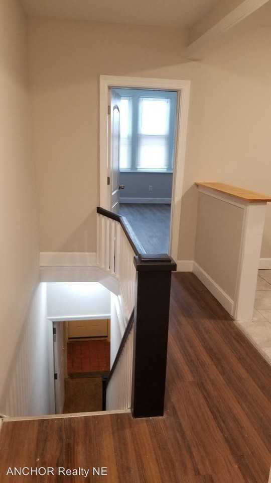 5815 Catharine St. - Photo 2 of 12