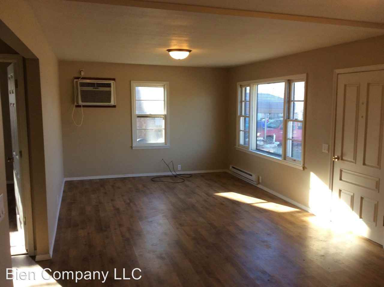 11414 S Lakeview Dr. - Photo 2 of 9