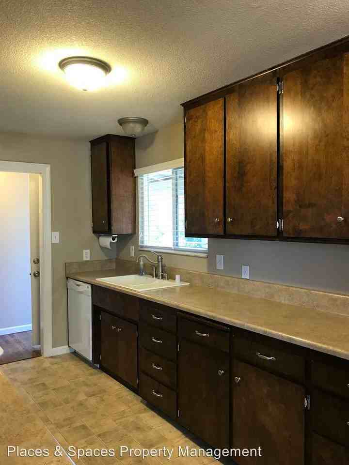 3420 Little Street - Photo 3 of 30