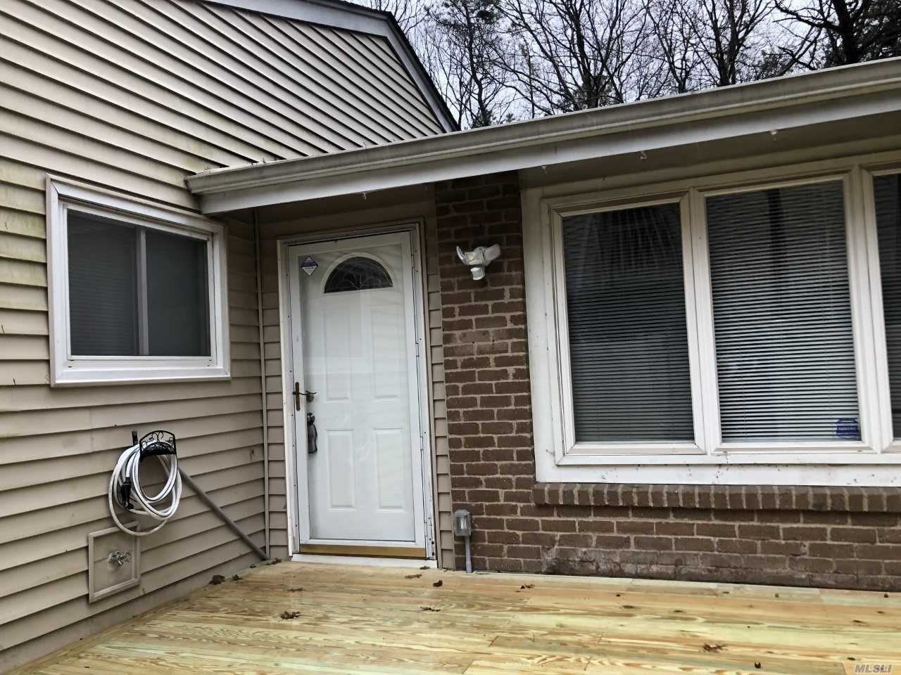 220D 220d Springmeadow Dr - Photo 2 of 13