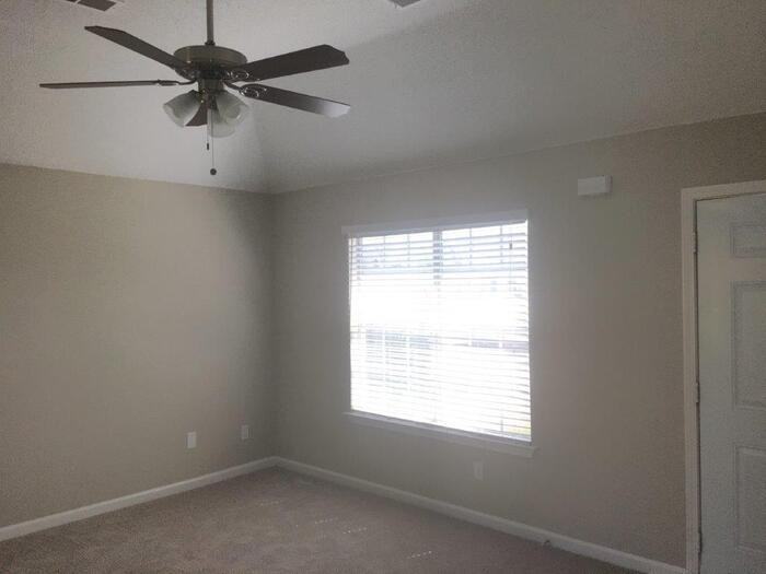 4604 Sun Ridge Drive - Photo 3 of 19