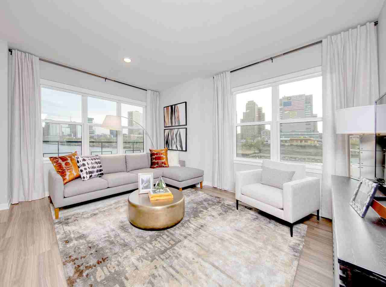 79 Warren Street #6472