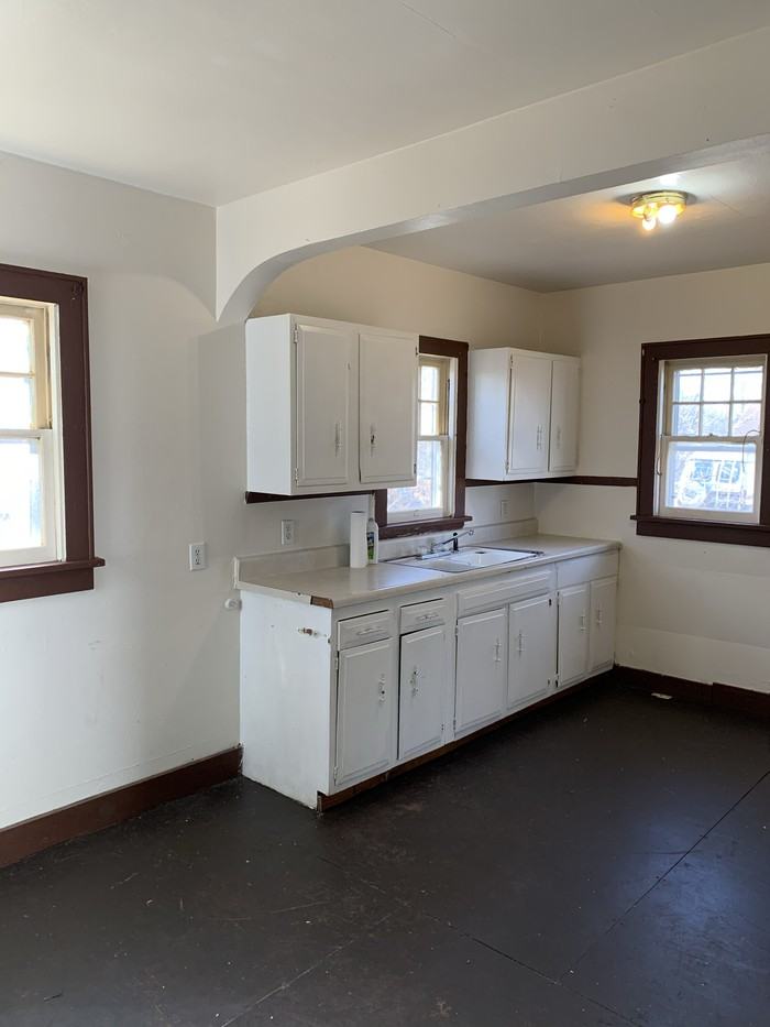 2015 Lamar Avenue - Photo 3 of 5