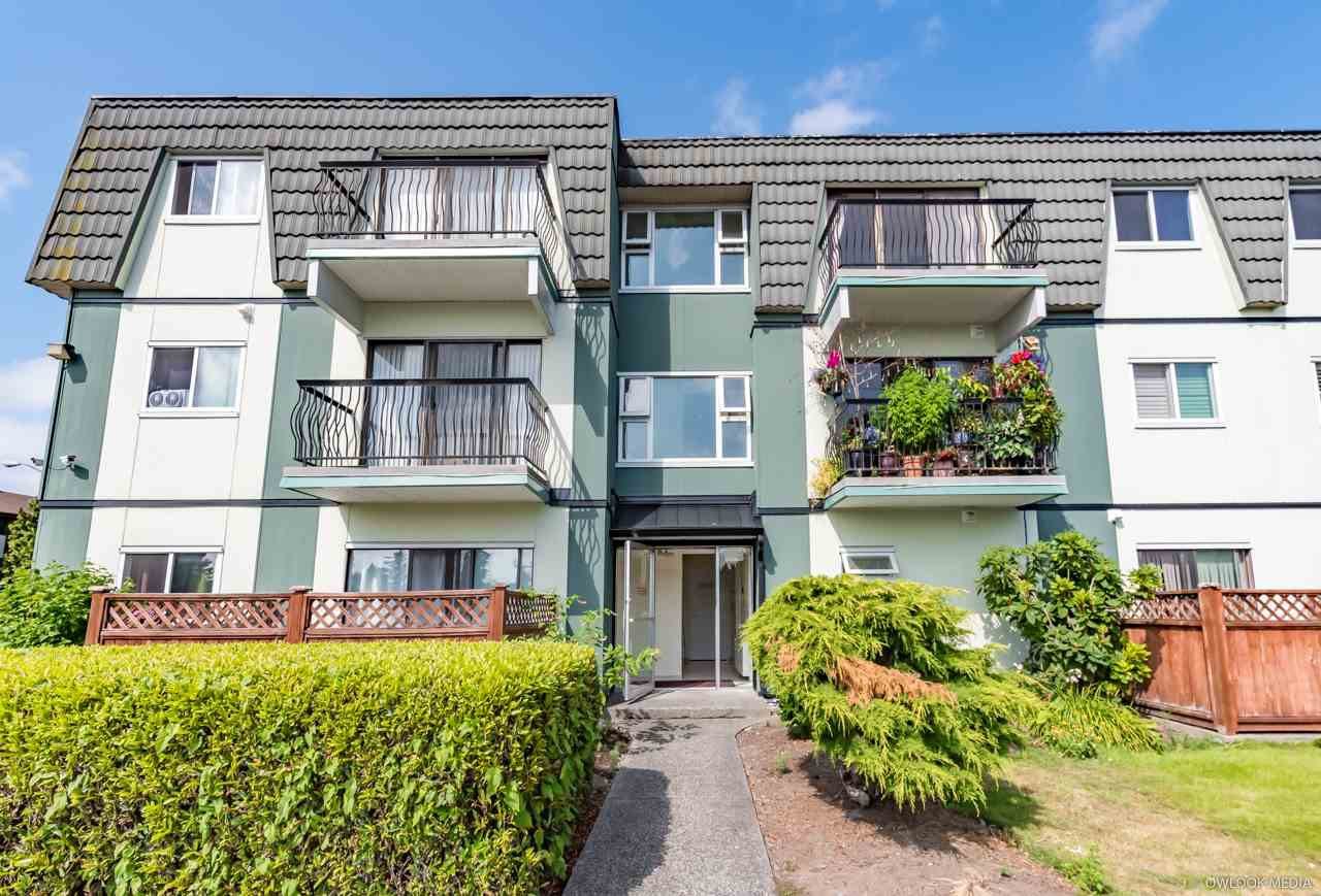 Williams Rd And No 3 Rd Richmond Bc V7a 2e42e4 2 Bedroom Apartment For