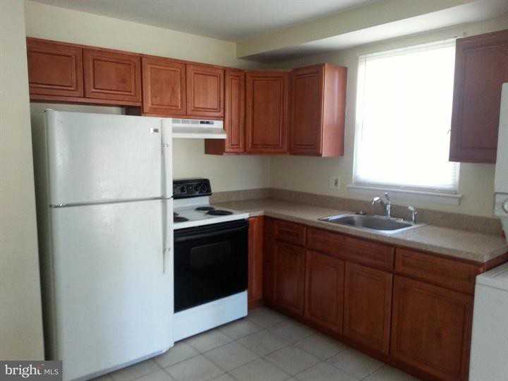 26 Florence Tollgate Rd 1 #1 - Photo 2 of 2