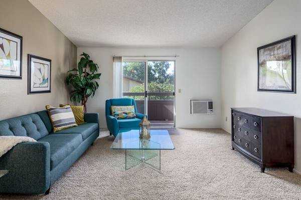 1510 Shadowridge Heights Apartments - Photo 2 of 10