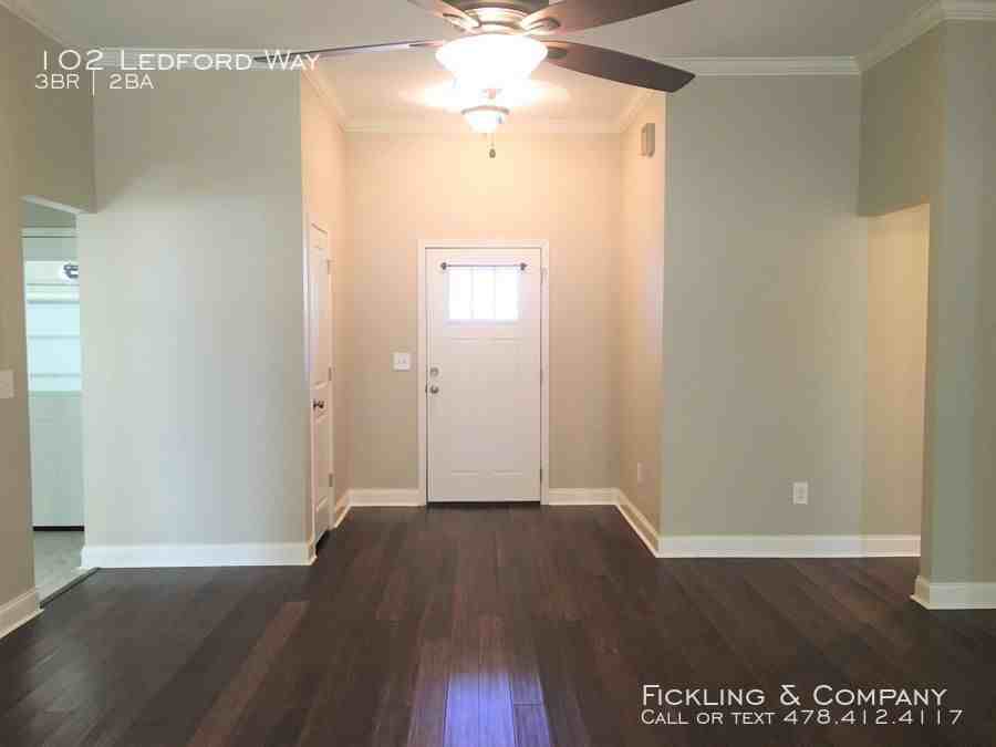 102 Ledford Way - Photo 2 of 24