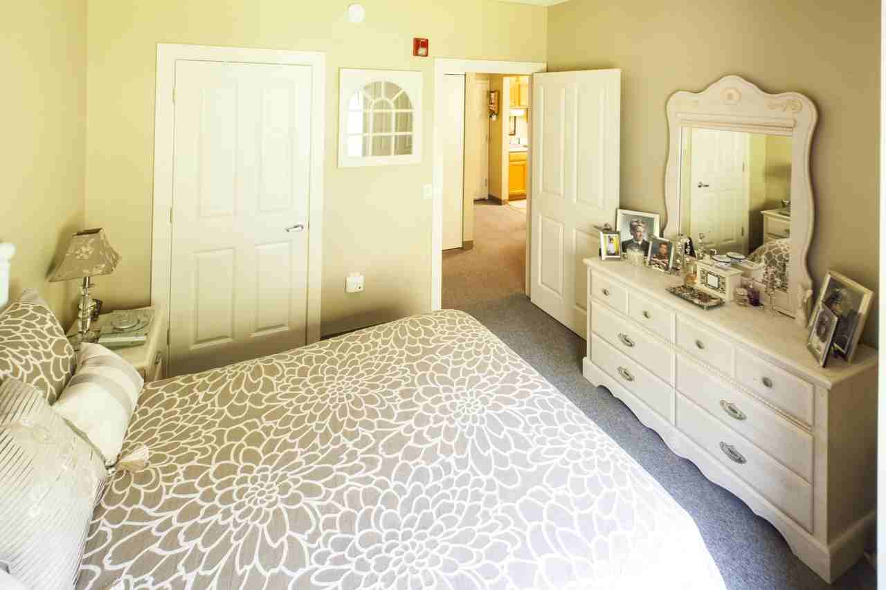 South Plainfield Senior Residence - Waitlist Only - Photo 3 of 6