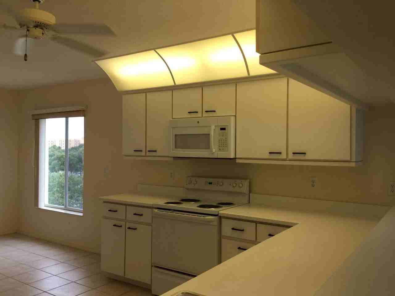 188 Pinellas Lane #401B - Photo 3 of 31