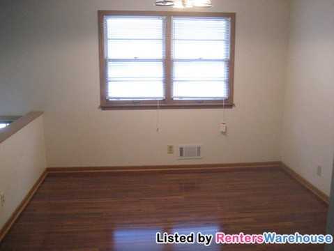 5218 Penn Ave N - Photo 3 of 14