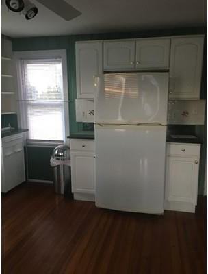 10 Ford Place - Photo 3 of 10