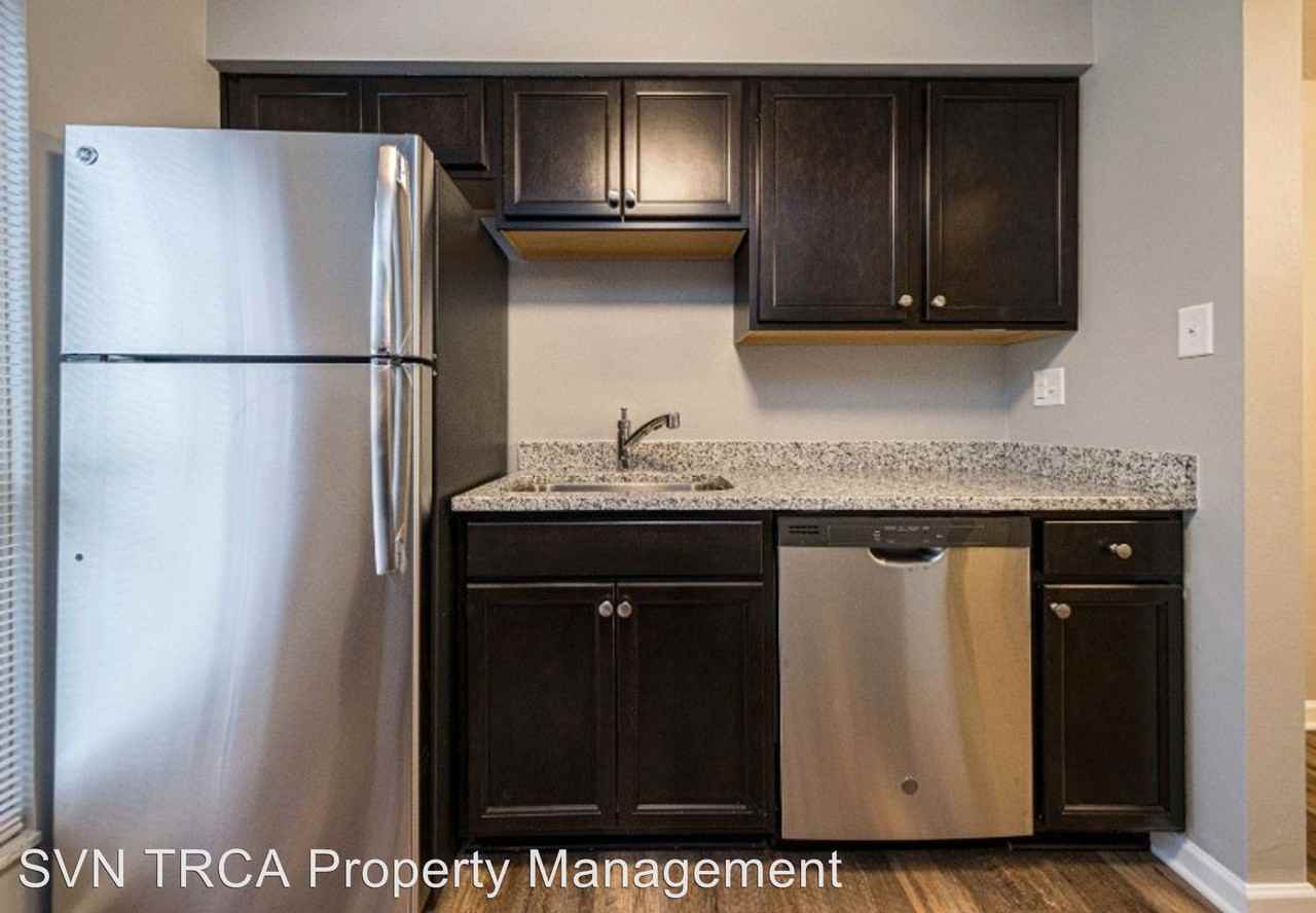 604 Carriage Hill Drive - Photo 3 of 42