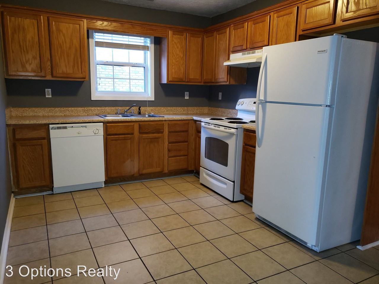 3301 Southridge Drive - Photo 3 of 11