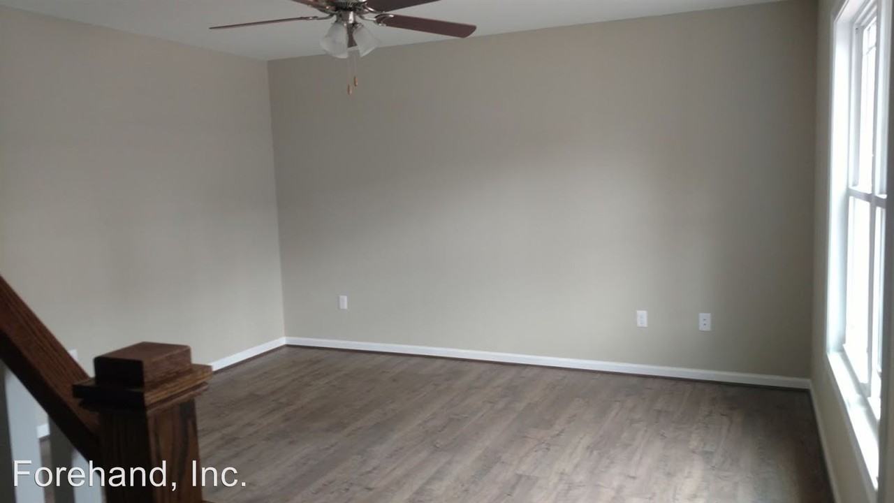 1202 Wood Rd -B - Photo 3 of 20