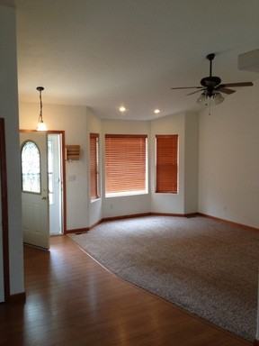 706 4th St - Photo 3 of 4