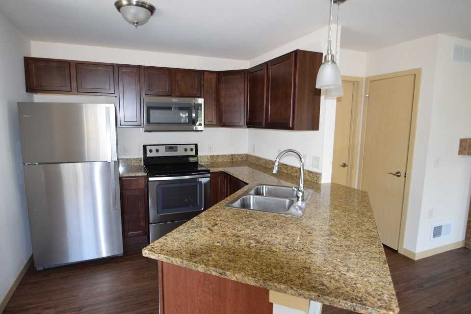 4325 N Towne Ct - Photo 3 of 11