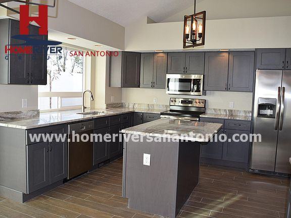 11908 Summertree Rd Ne - Photo 3 of 24