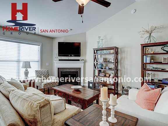 7526 Duval Ct - Photo 3 of 17