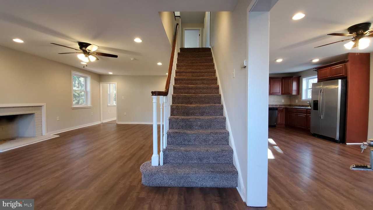 122 Wetherill Road - Photo 2 of 17