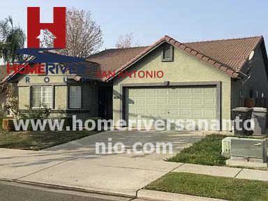 5831 Webb St - Photo 3 of 10