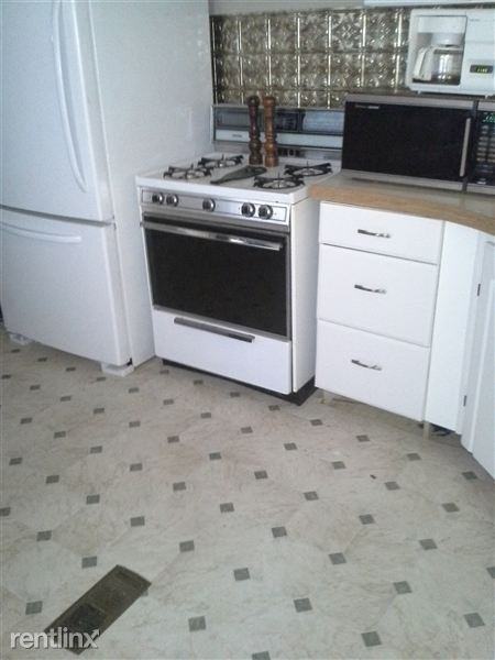 23539 River Run Rd - Photo 2 of 8