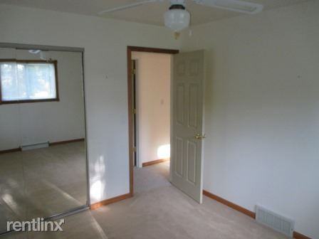 5477 Thrush Dr - Photo 3 of 16