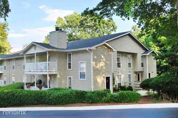 2BR: Affordable Luxury! Great Roommate Style! B-Fast Nook, Fireplace! - Photo 3 of 16