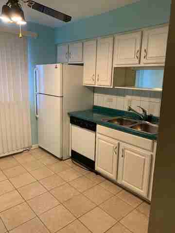 109 Boardwalk St #1E - Photo 2 of 6