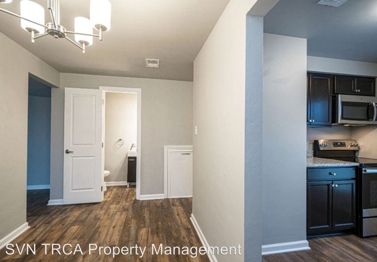 604 Carriage Hill Drive - Photo 2 of 42