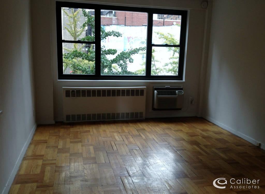 E 39th St #PM20