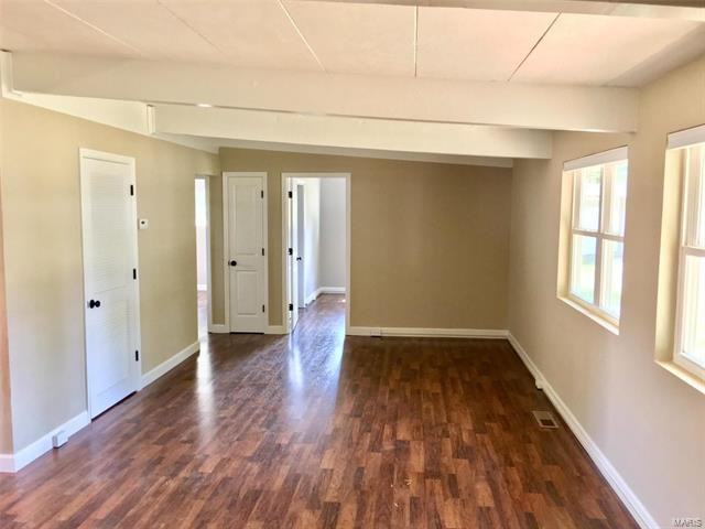 606 Wicklow - Photo 2 of 8