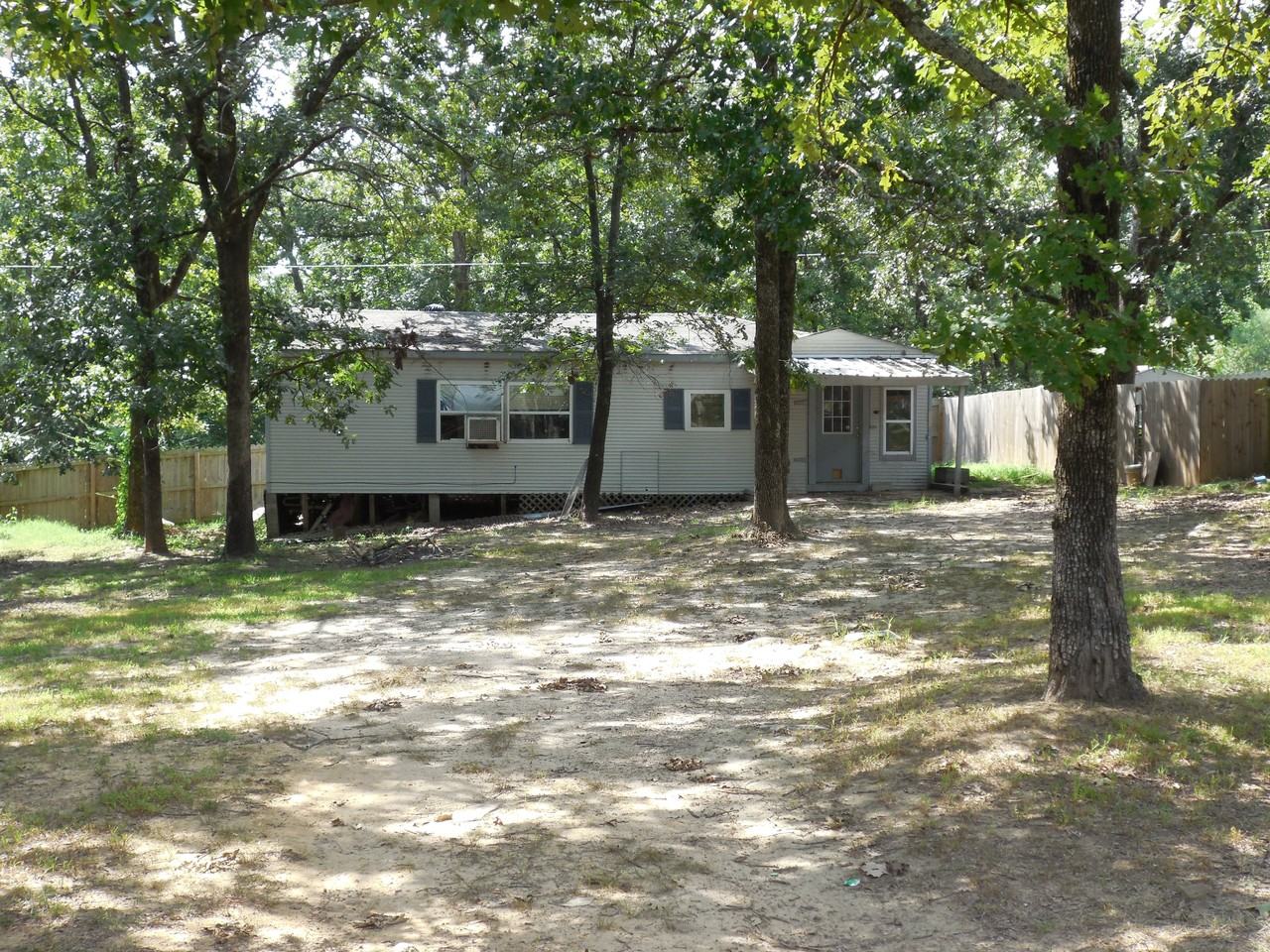 2737 Jadestone Dr - Photo 2 of 10