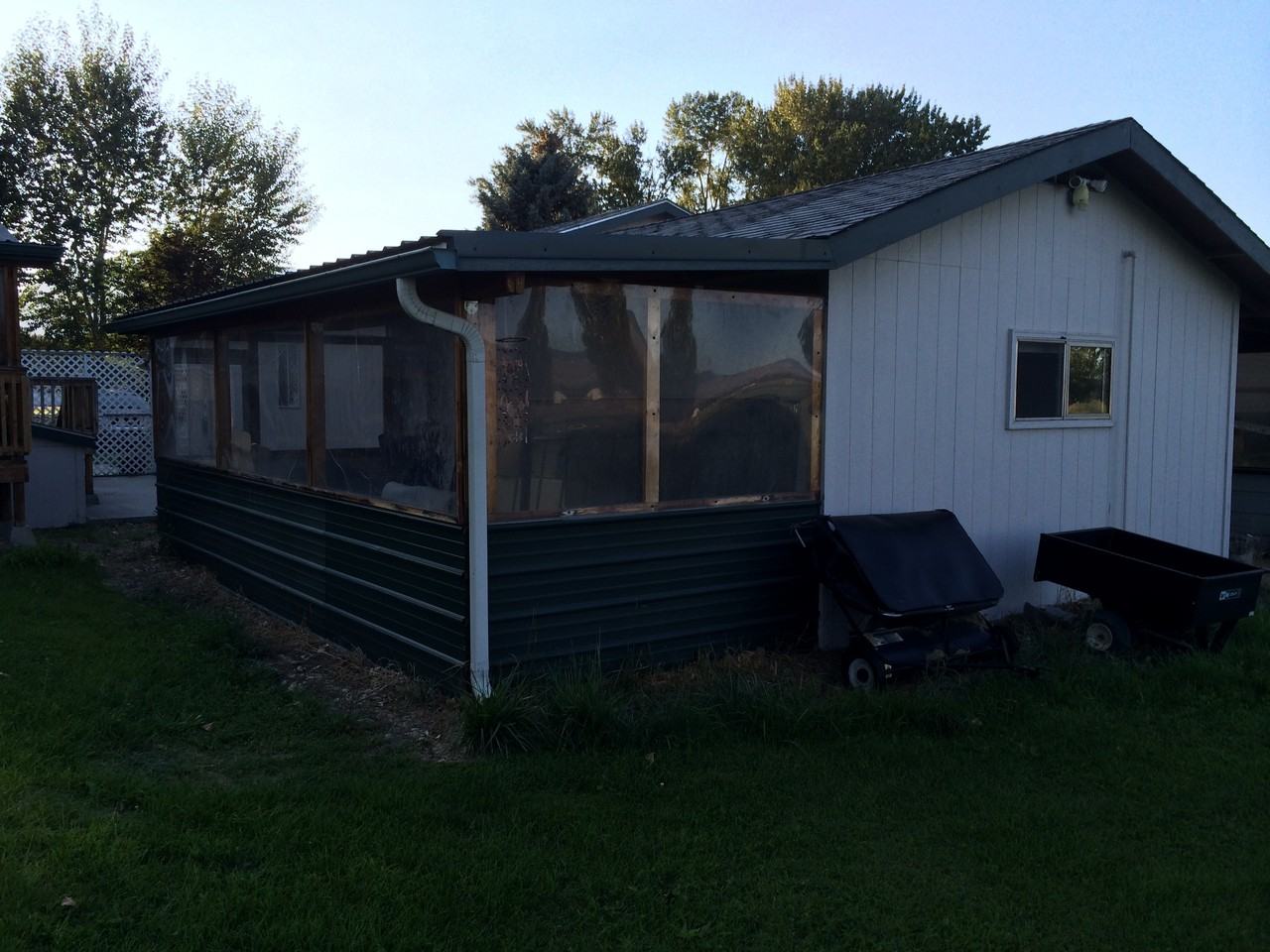 888 McWilliams Dr - Photo 2 of 17