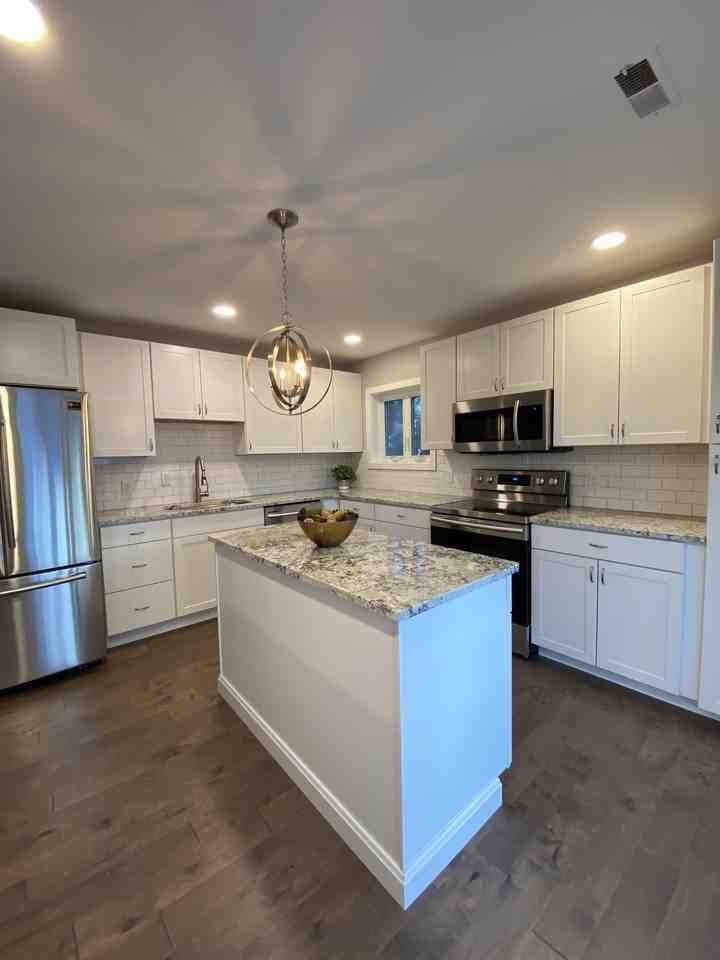 1301 Glendale Gardens Drive ##D - Photo 2 of 16