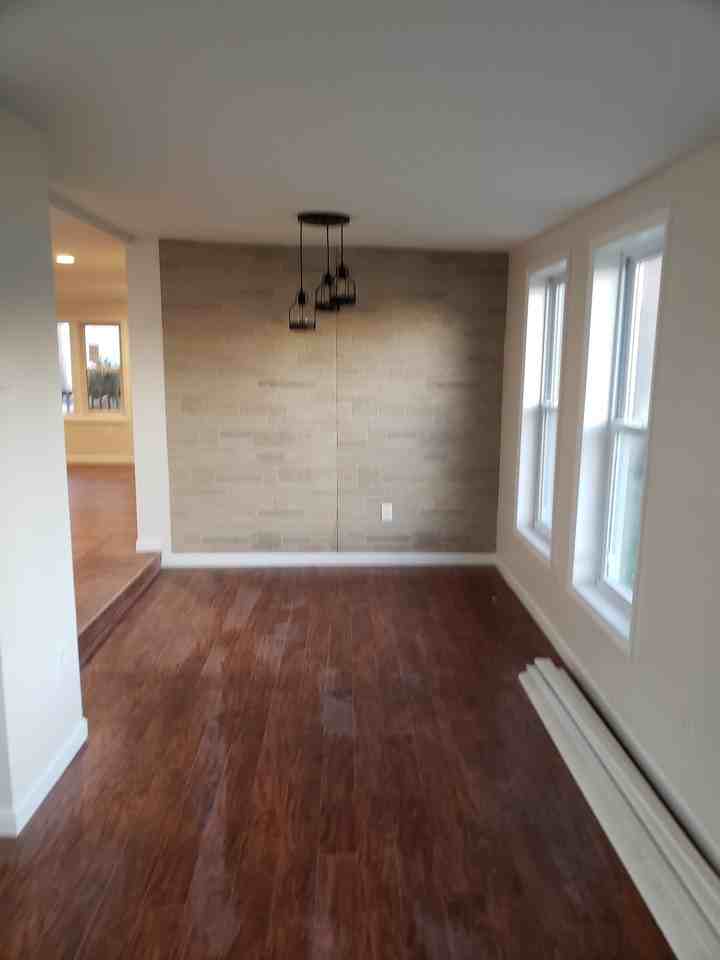 52 Mill St - Photo 2 of 10