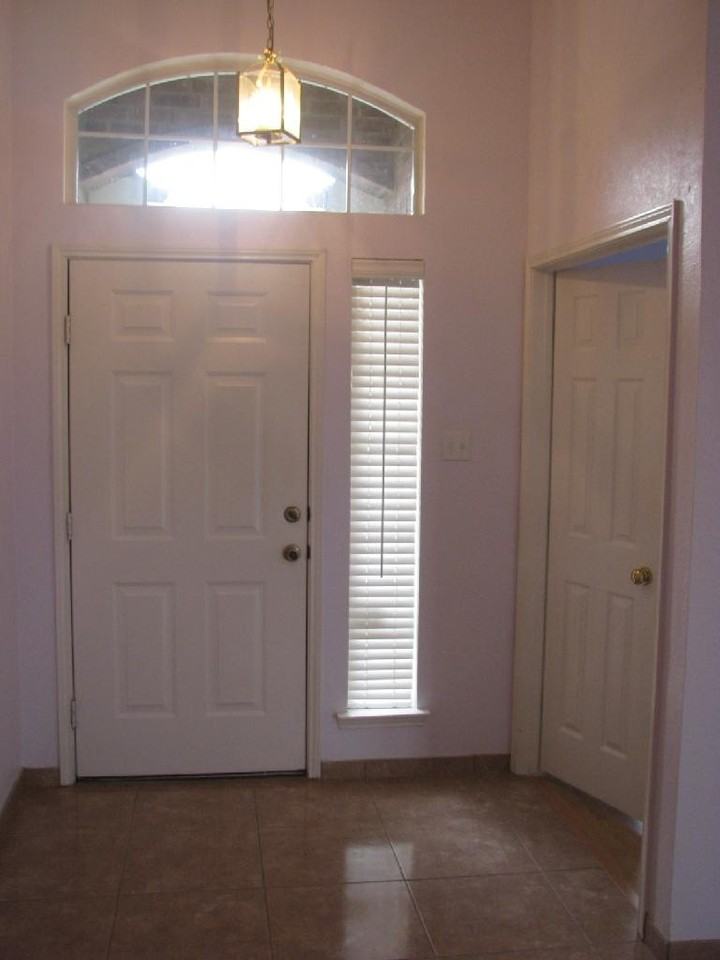 7313 Birchmont Dr - Photo 2 of 9