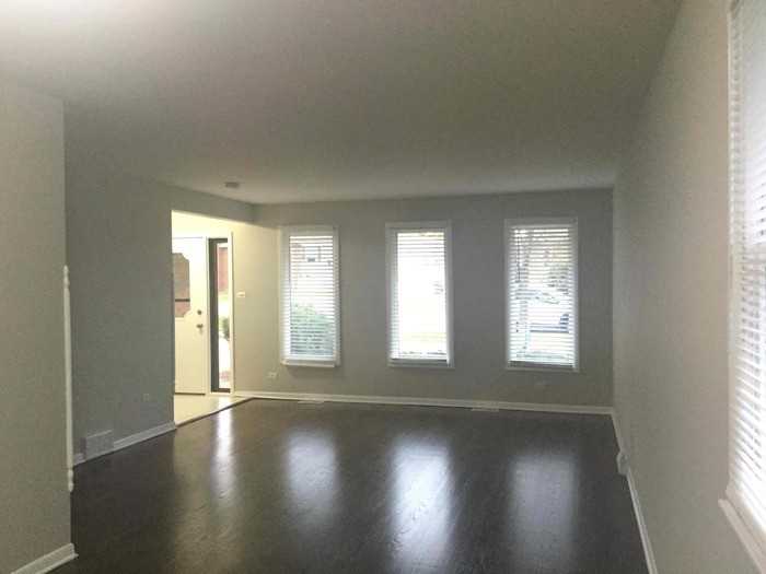7519 174th Street - Photo 2 of 15
