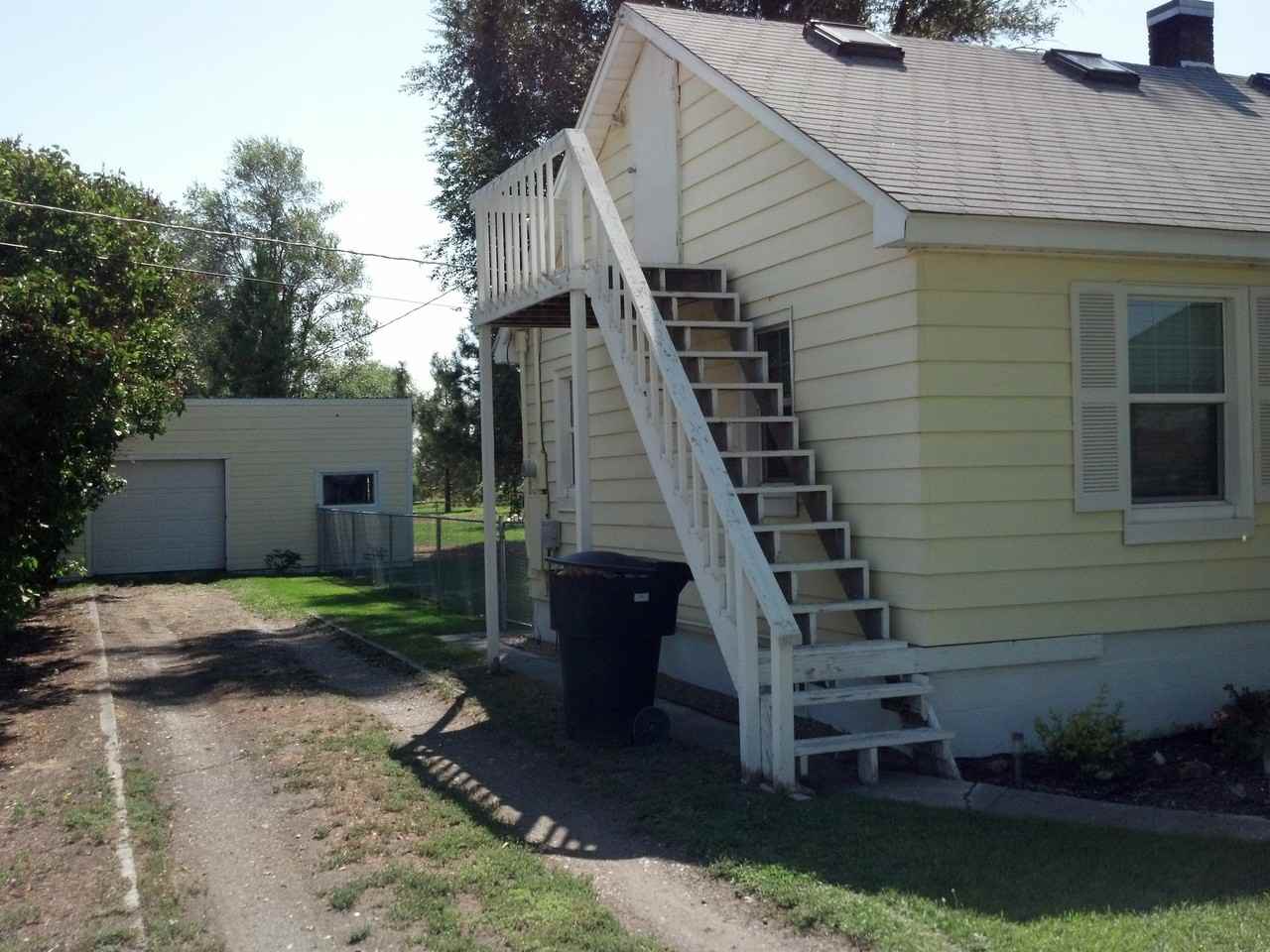 424 W Center St - Photo 2 of 25