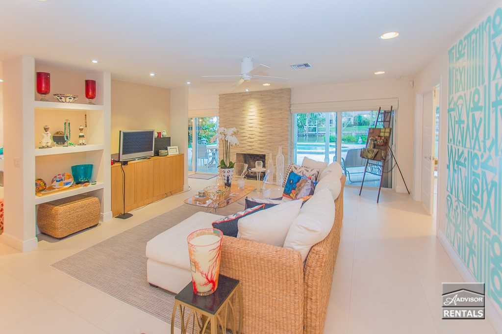 3200 Fort Charles Dr - Photo 2 of 8