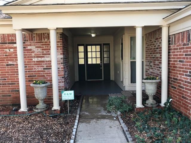 15625 Overmead Circle - Photo 2 of 17