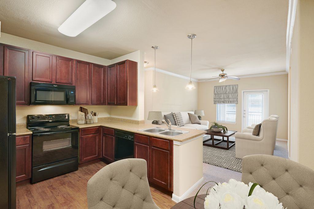 Camden Yorktown - Photo 4 of 35